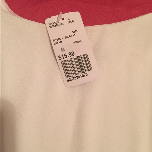 More dresses! - Picture 5 of 7